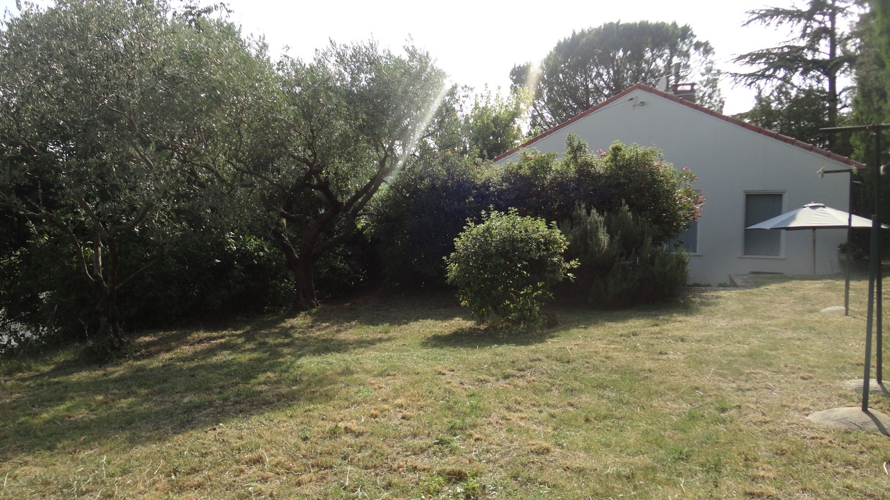 Photo of Outdoor in Chateauneuf-du-Pape