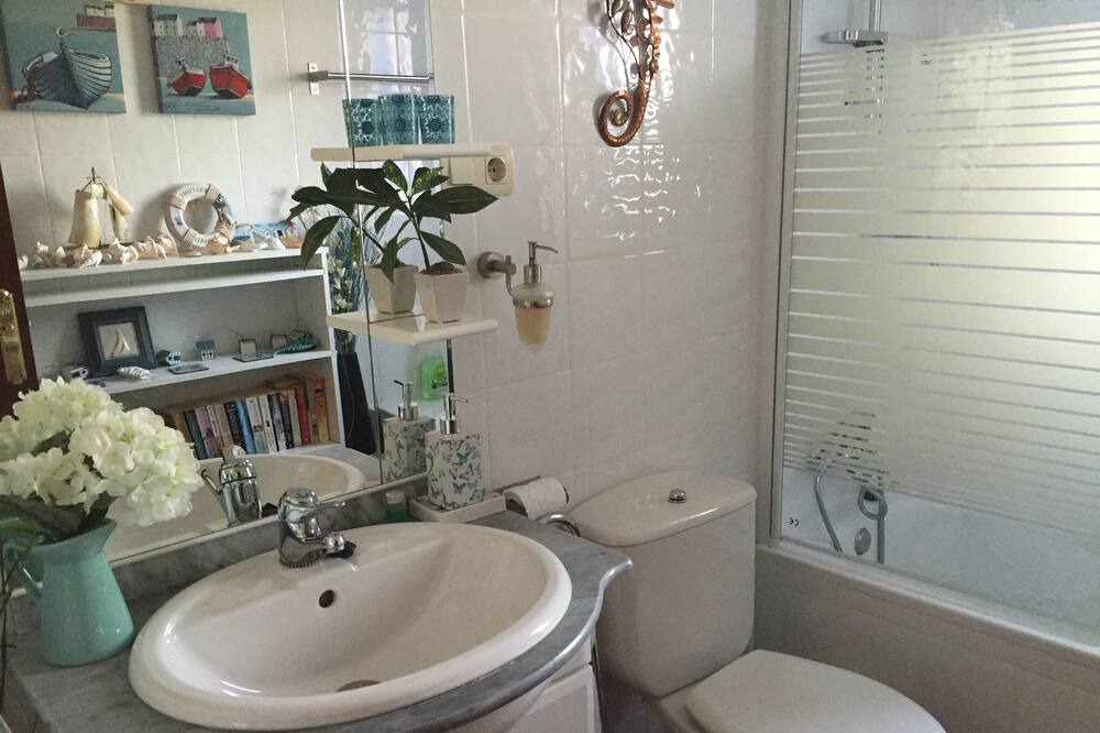 Photo of Bathroom in Vinuela