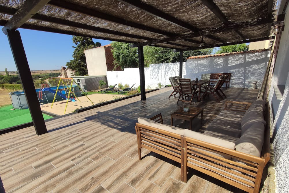 Photo of Patio Balcony in Almenara de Tormes