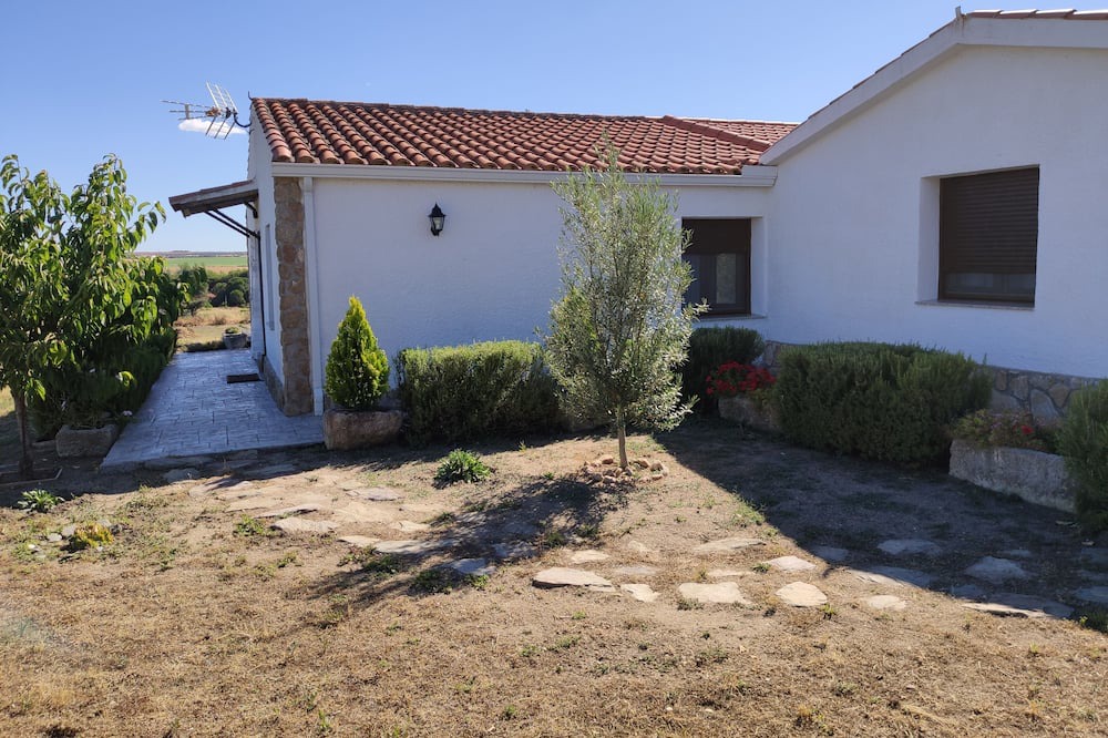 Photo of Outdoor in Almenara de Tormes