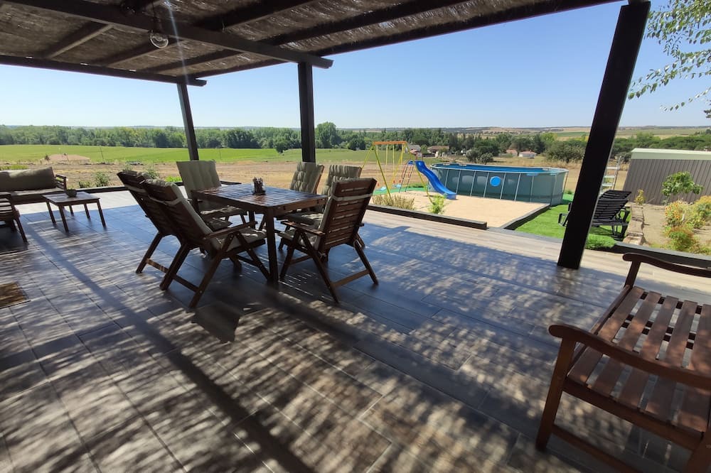 Photo of Patio Balcony in Almenara de Tormes