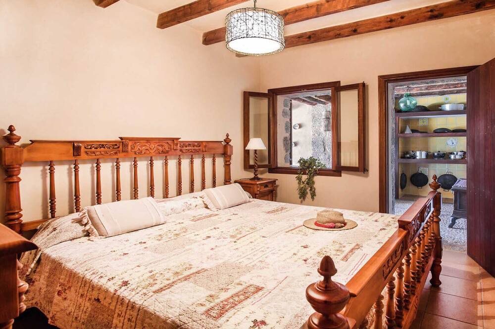 Photo of Bedroom in Escorca