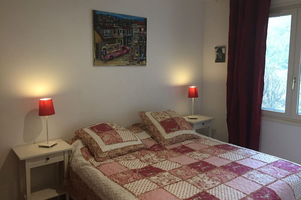 Photo of Bedroom in Puget