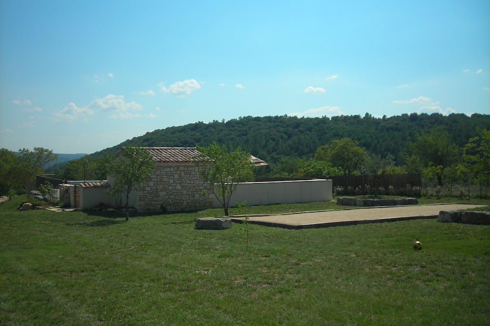 Photo of Outdoor in Lagorce
