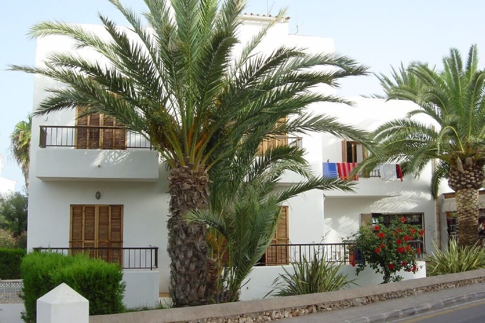 Photo of Others in Cala Ferrera