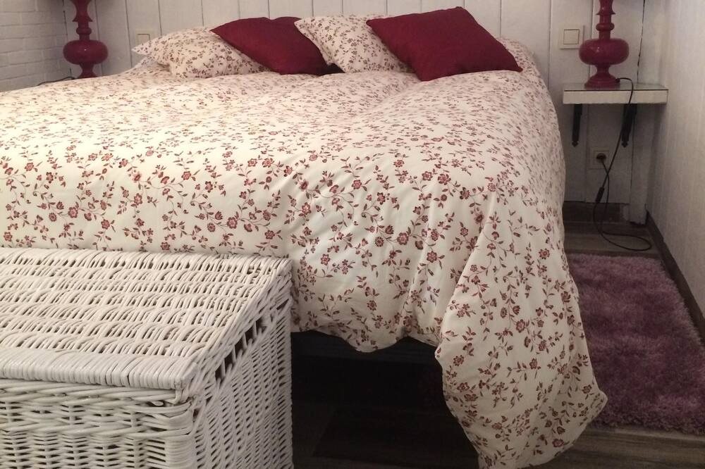 Photo of Bedroom in Hondarribia