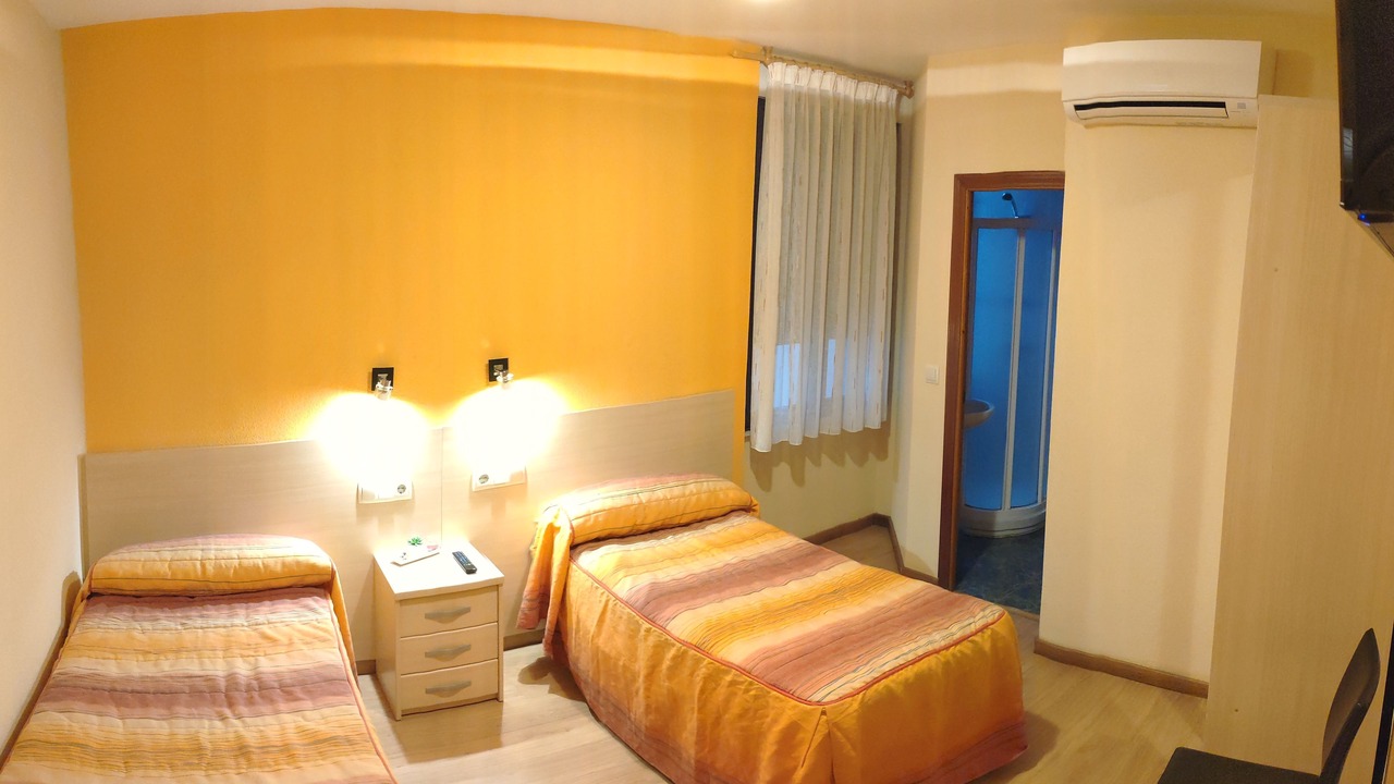 Photo of Bedroom in Oeste