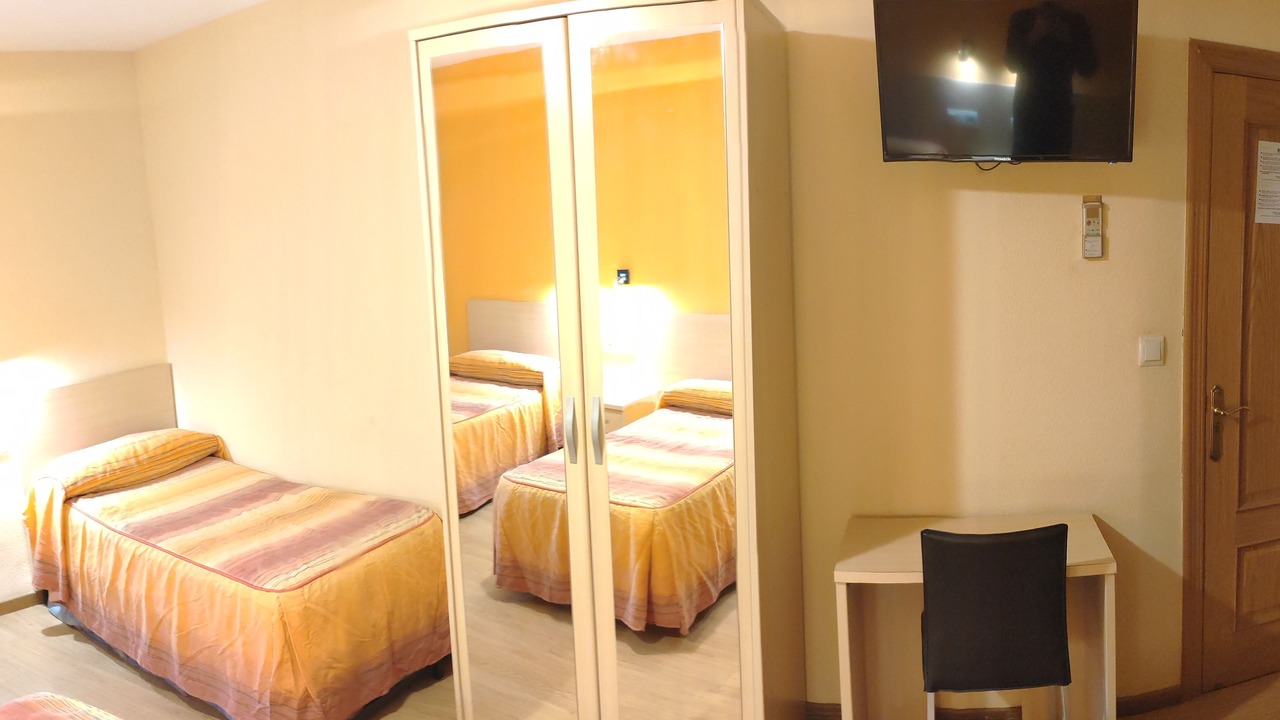 Photo of Bedroom in Oeste