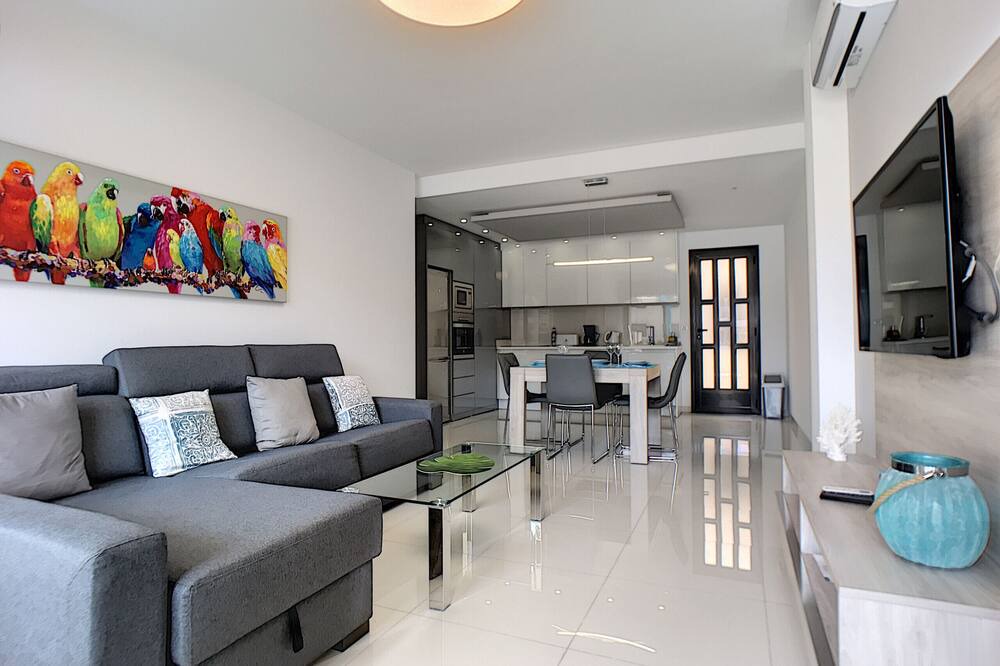 Photo of Livingroom in Pueblo Latino