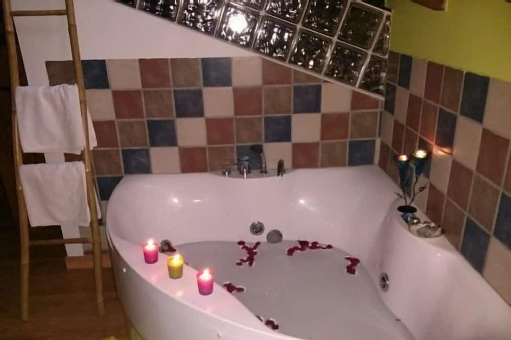 Photo of Bathroom in Gilgarcia