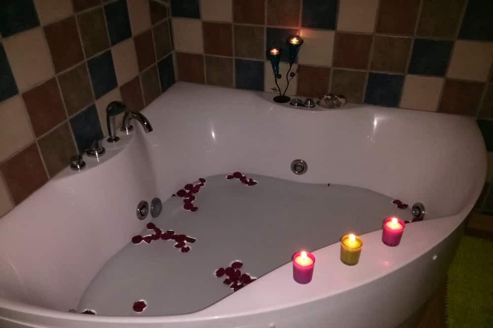 Photo of Bathroom in Gilgarcia