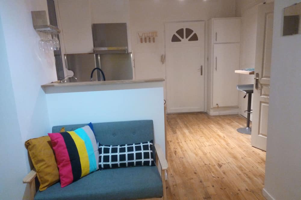 Photo of Livingroom in Jacquard - Prefecture