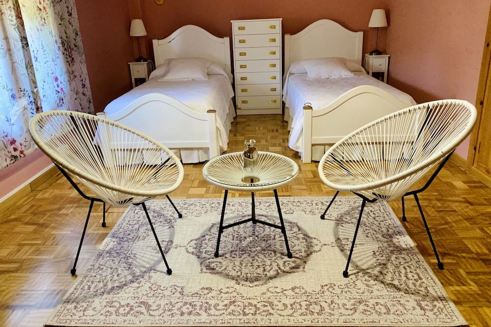 Photo of Bedroom in Micereces de Tera
