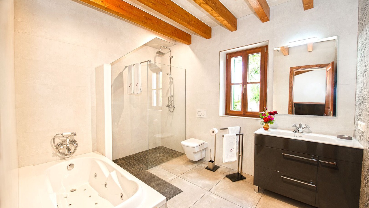 Photo of Bathroom in S Horta