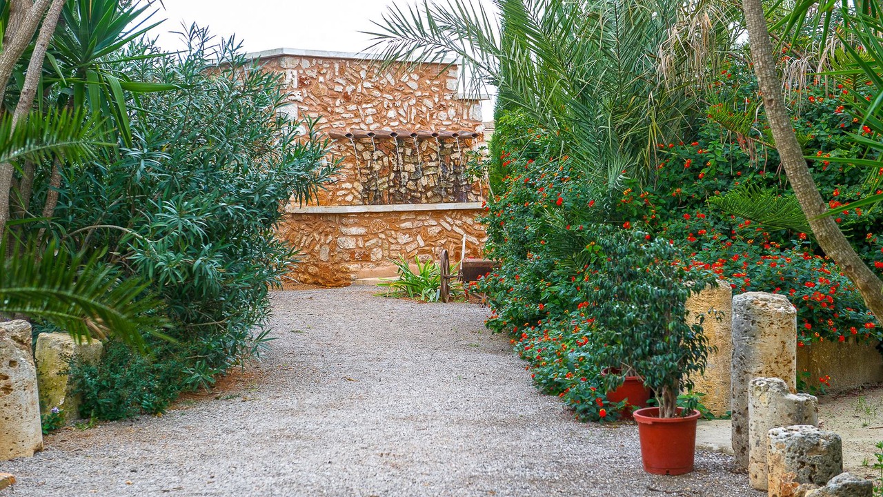 Photo of Outdoor in S Horta