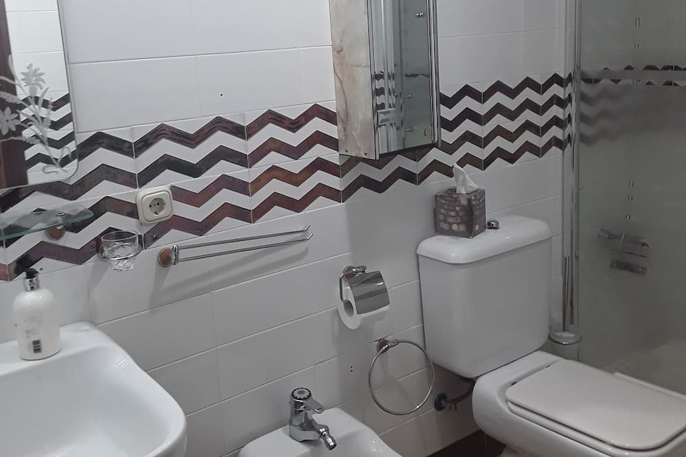 Photo of Bathroom in La Florida