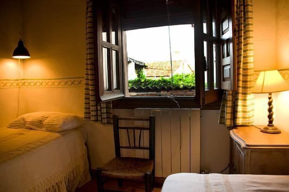 Photo of Bedroom in Arenas de San Pedro
