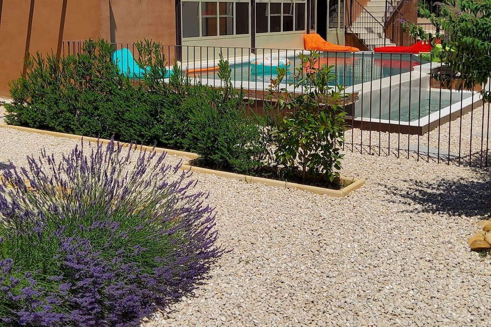 Photo of Outdoor in Chateauneuf-du-Pape