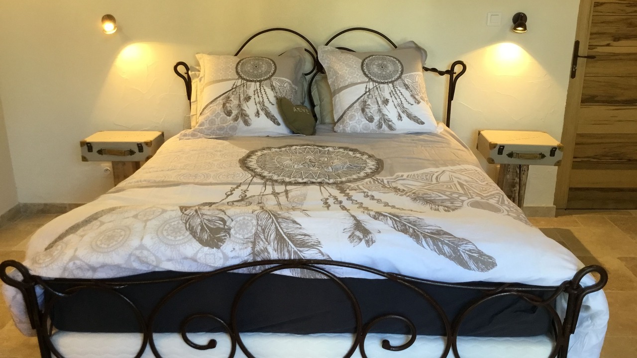 Photo of Bedroom in Noves