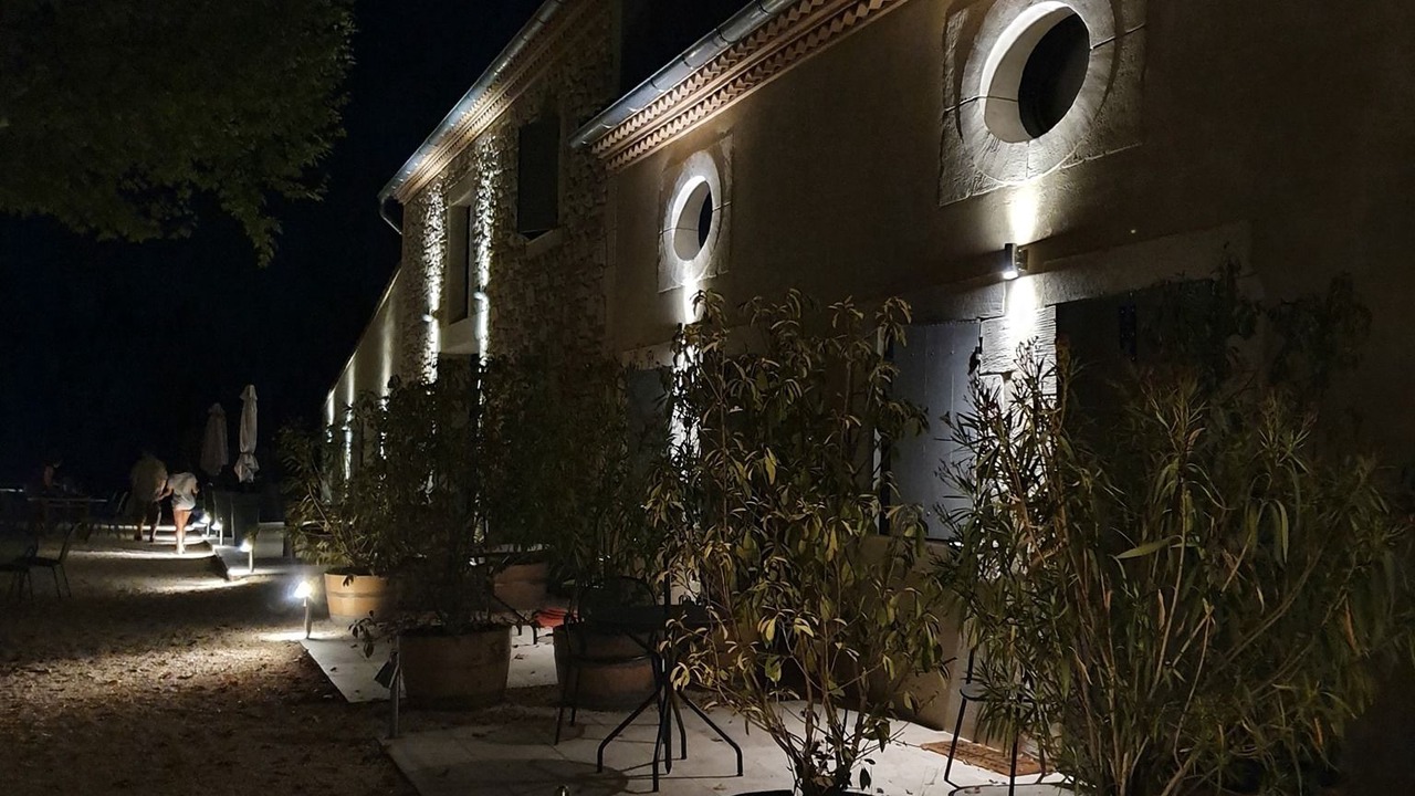 Photo of Outdoor in Noves