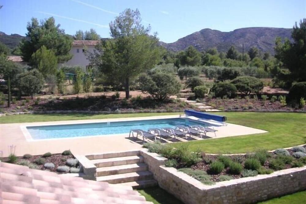 Photo of Outdoor in Eygalieres