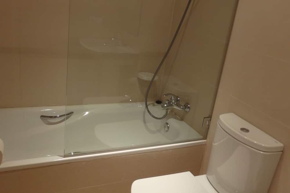 Photo of Bathroom in Pego