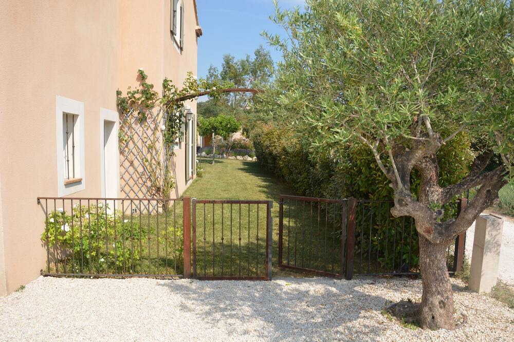 Photo of Outdoor in Croagnes