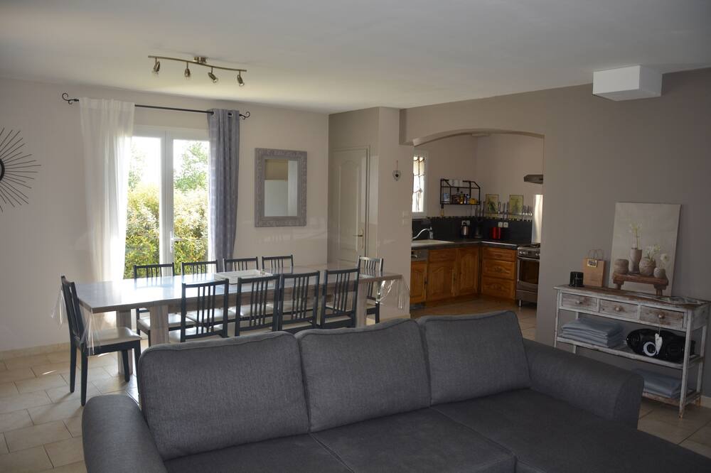 Photo of Livingroom in Croagnes