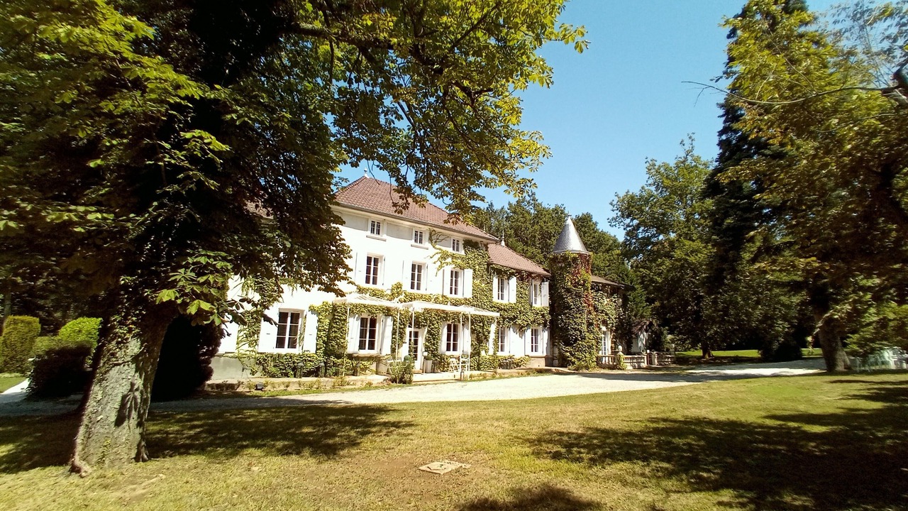 Photo of Outdoor in Saint-Etienne-de-Saint-Geoirs