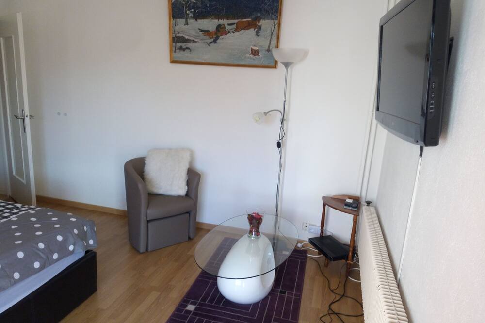 Photo of Bedroom in Ambilly