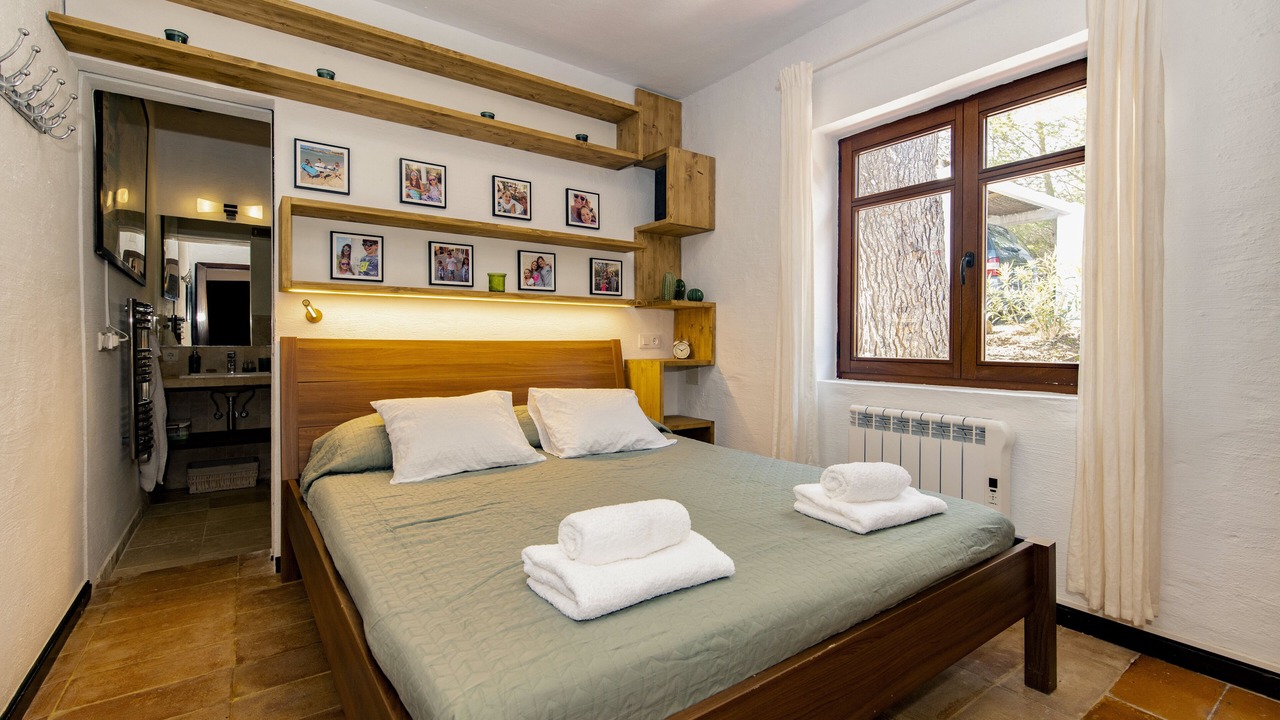 Photo of Bedroom in Mahon