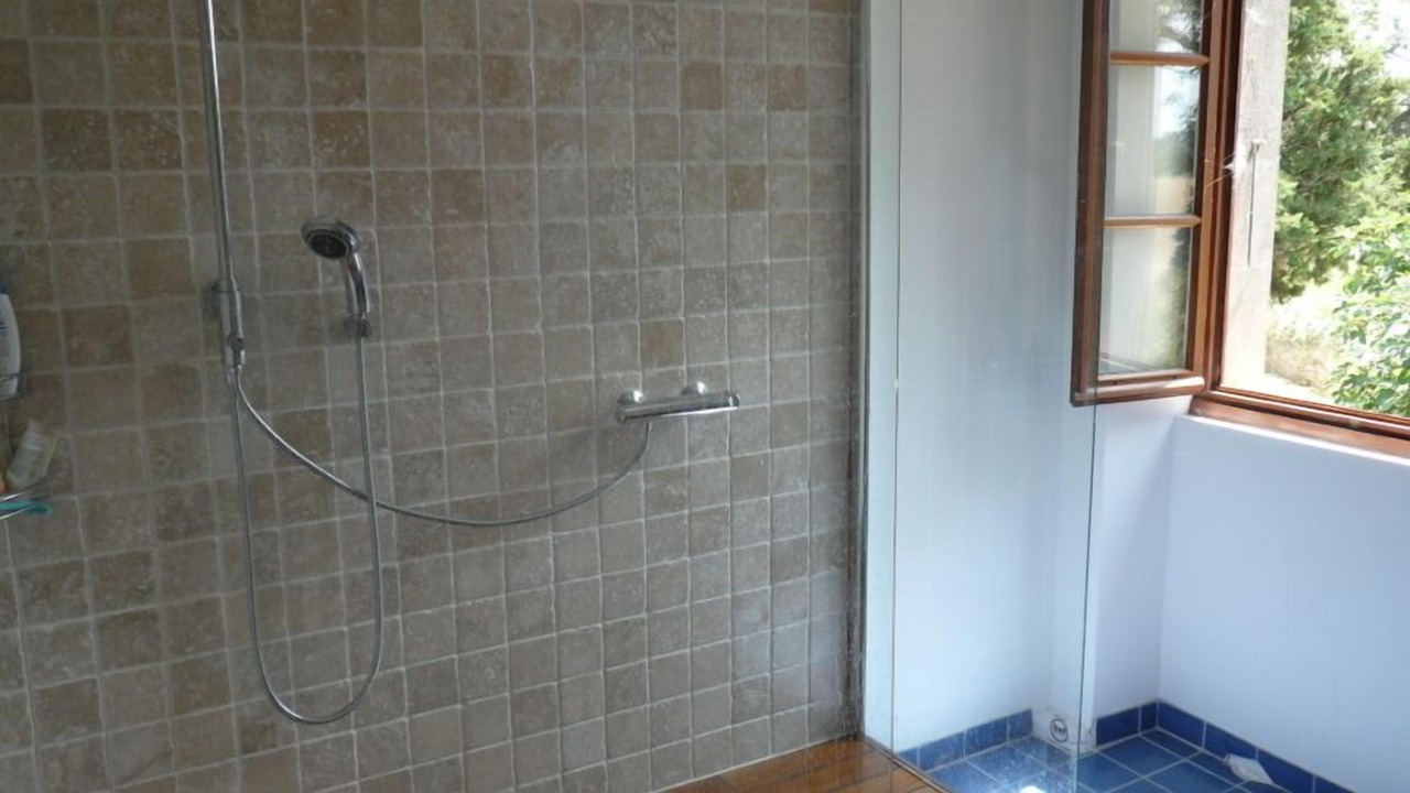 Photo of Bathroom in Airoux