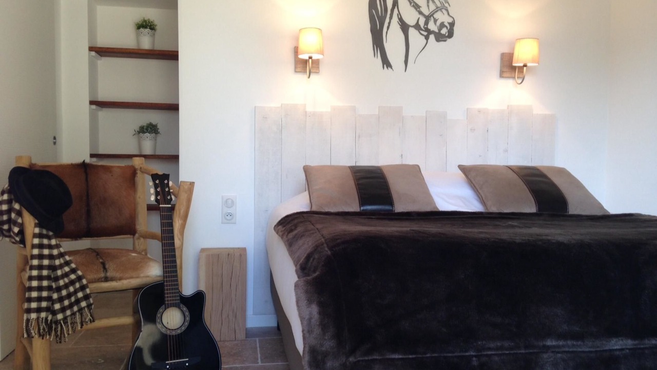 Photo of Bedroom in Saintes-Maries-de-la-Mer