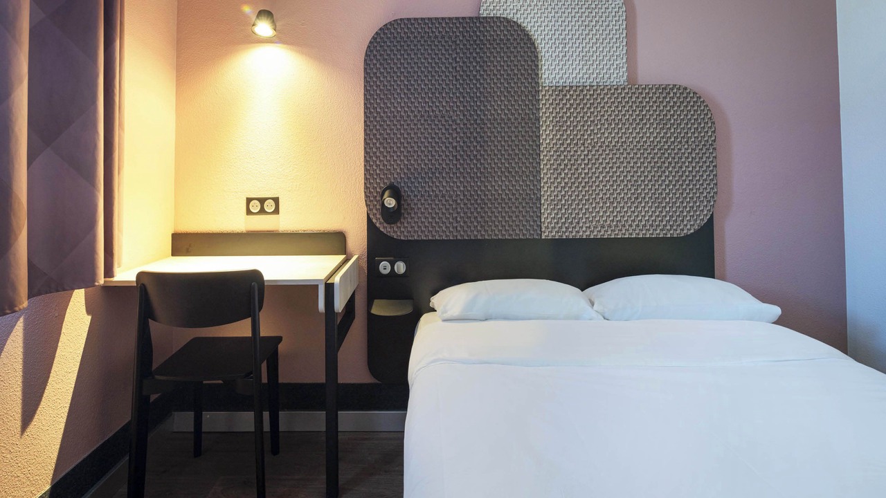 Photo of Bedroom in Saint Tronquet Business Park
