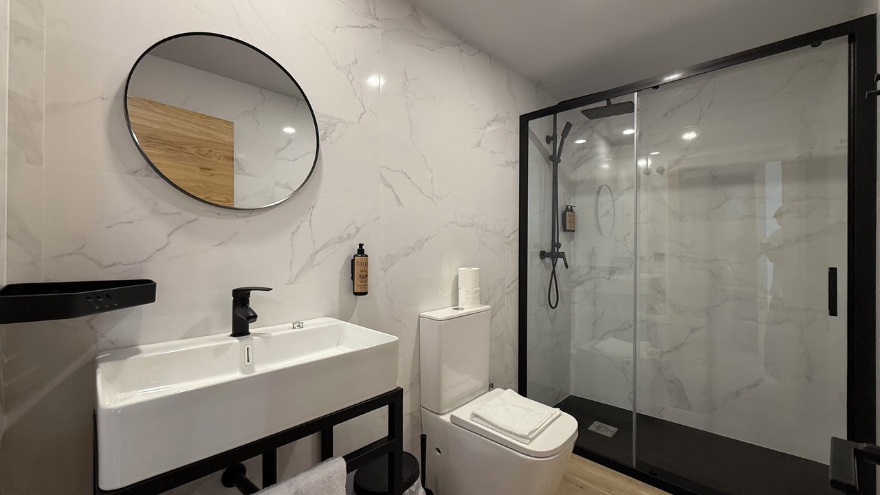 Photo of Bathroom in Gijon City Centre