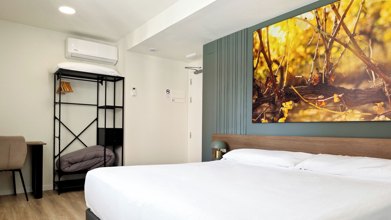 Photo of Bedroom in Haro