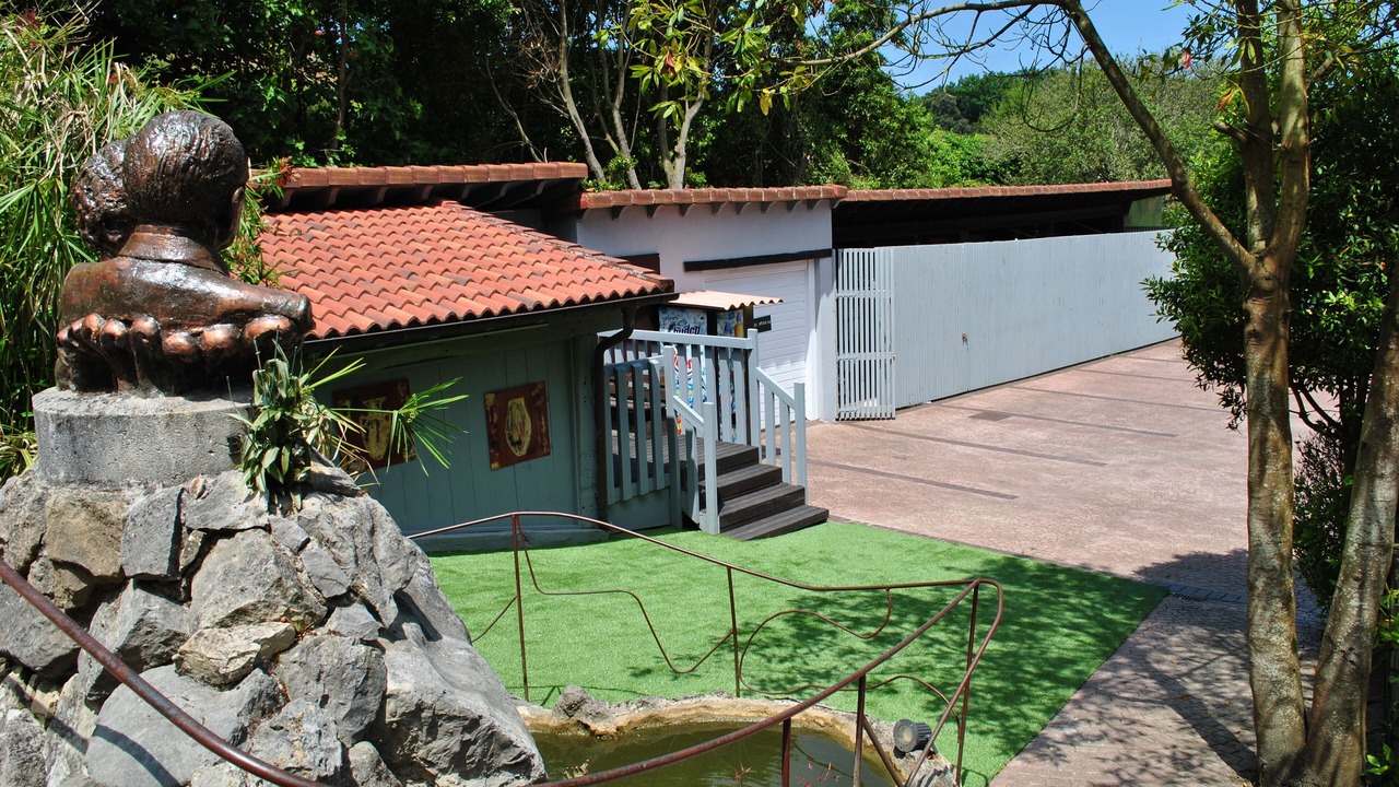 Photo of Outdoor in Isla