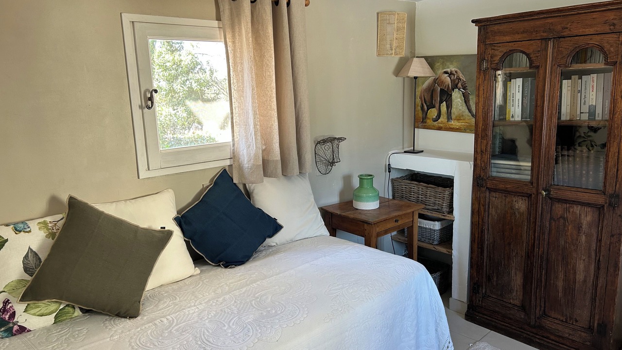 Photo of Bedroom in Maussane-les-Alpilles