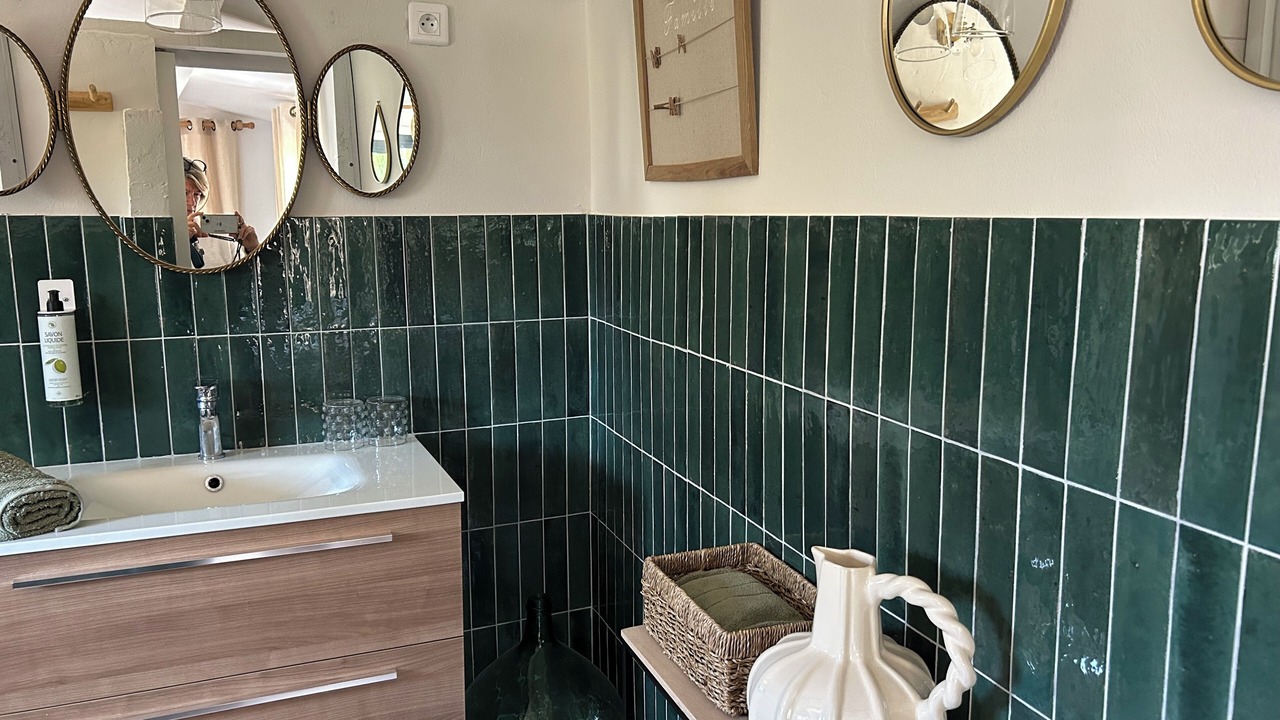 Photo of Bathroom in Maussane-les-Alpilles