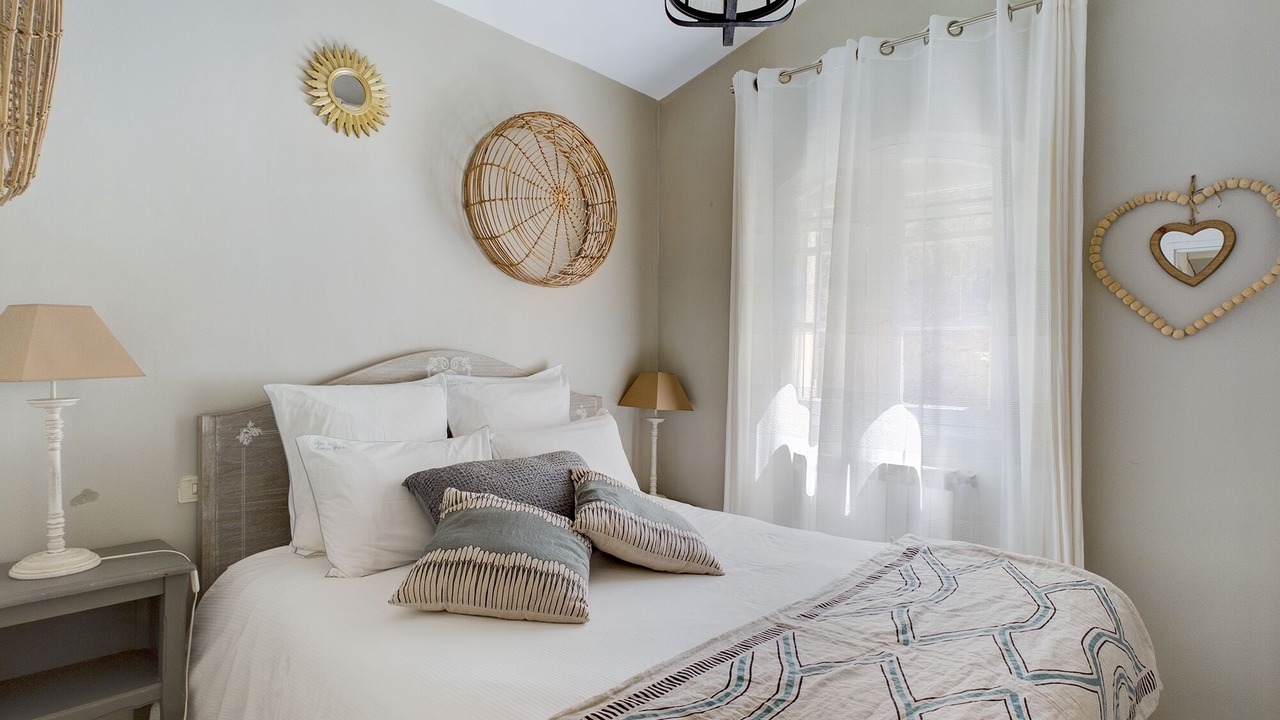 Photo of Bedroom in Maussane-les-Alpilles
