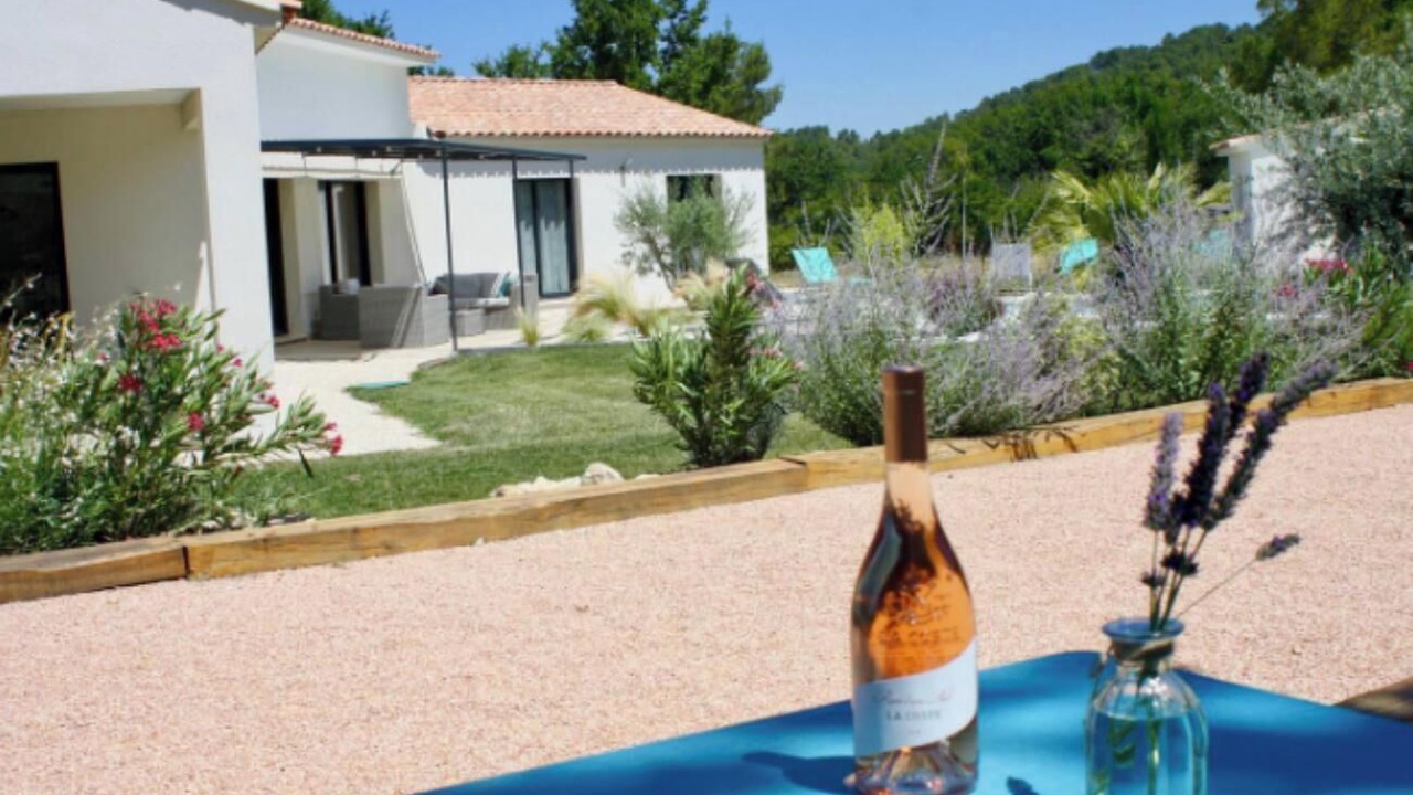 Photo of Outdoor in Le Puy-Sainte-Reparade