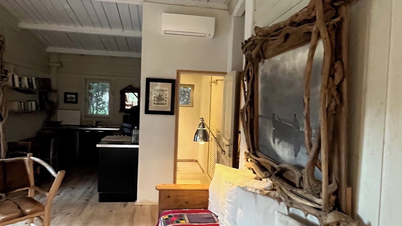 Photo of Livingroom in Saint-Etienne-du-Gres