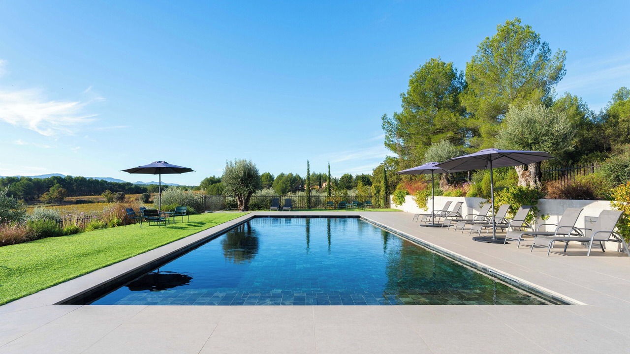 Photo of Outdoor in Chateauneuf-le-Rouge