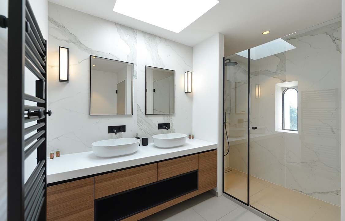 Photo of Bathroom in Chateauneuf-le-Rouge