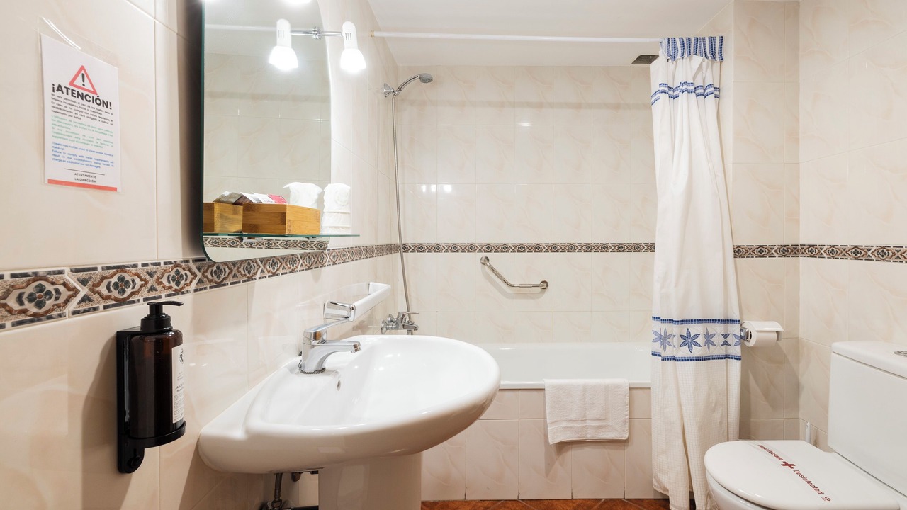Photo of Bathroom in Chisagues