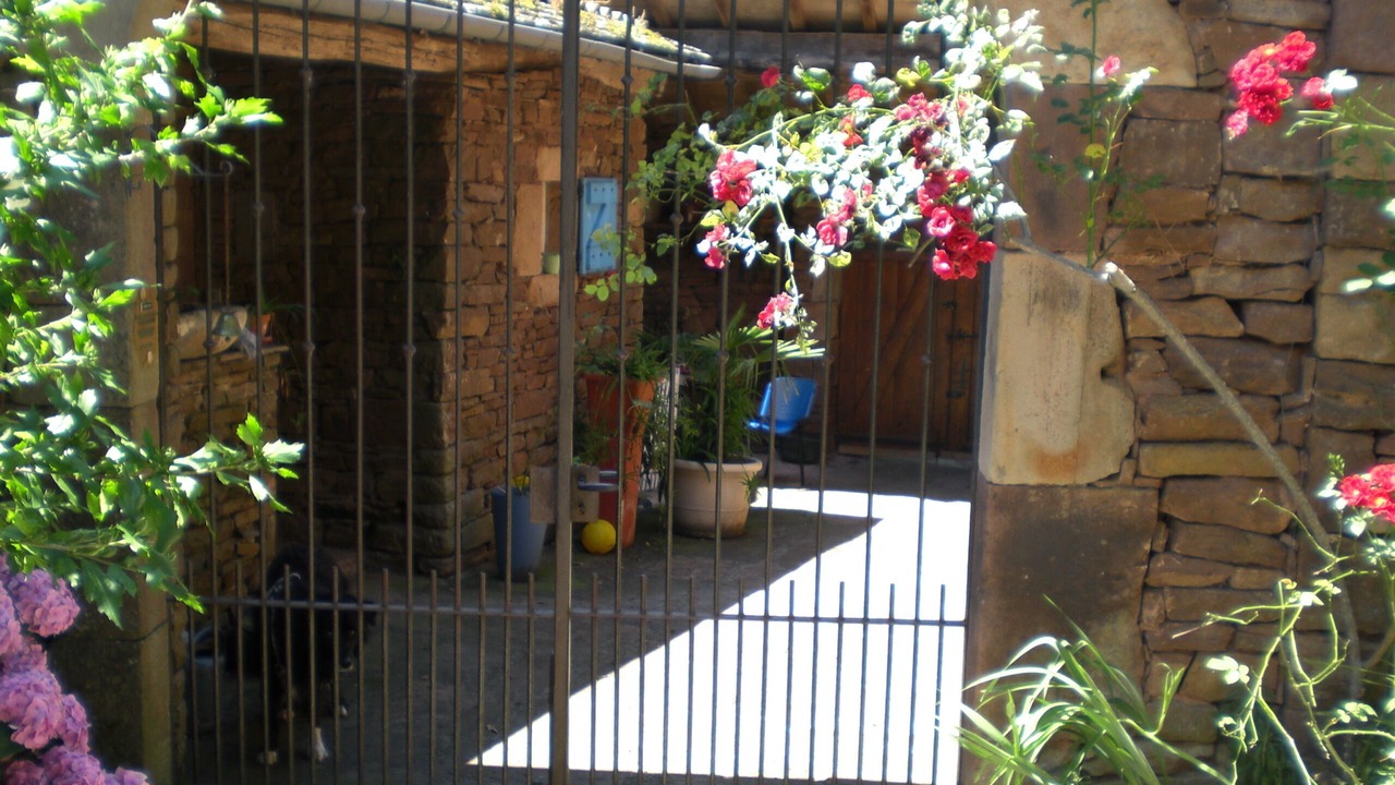 Photo of Outdoor in Martrin