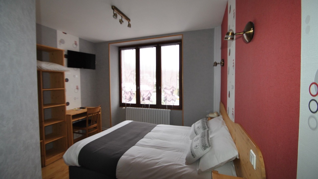 Photo of Bedroom in La Chaux-du-Dombief