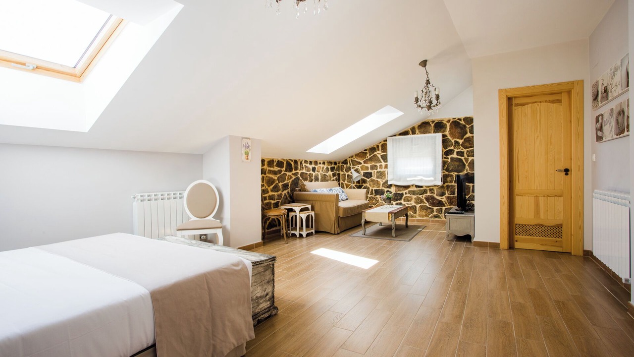 Photo of Bedroom in Santervas de la Sierra