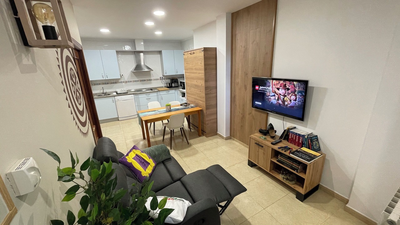 Photo of Livingroom in Saron