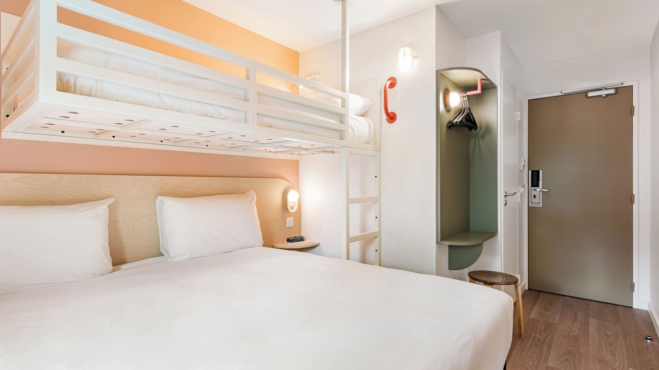 Photo of Bedroom in Prevessin-Moens